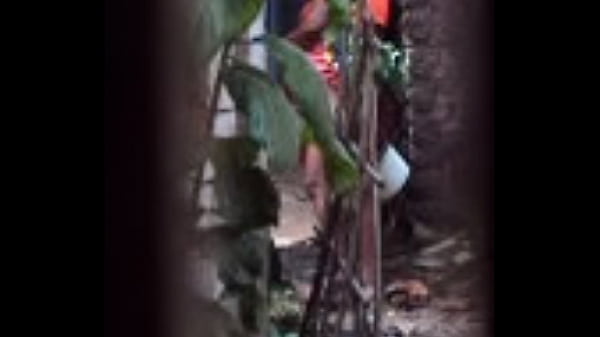 Desi Girl Standing Pee Solo Scene
