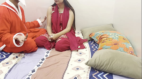 Sizzling Santa Seduction: Saara Bhabhi’s Hindi Dirty Talk Fantasy For A Naughty 2026