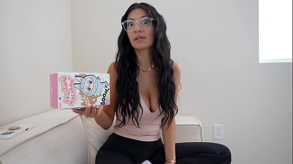 Autistic Step Sis Spreads Her Cheeks For A Labubu—anal Payment Accepted