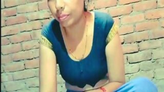Bangla Hot Video: A Desi Boudhi Gets Nasty With Her Horny Devar