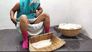 Indian Village Girl Gets Raw And Wild In The Fields