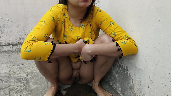 Kaamwali Boli, Saheb Pagar Bada Do, Main Sab Kuch De Dungi – Hindi Dirty Talk Xxx Hd Video Mein Outdoor Peshāb Kiya