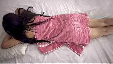 Nri Lady Gets Her Ass Rubbed By The Waiter, Then Gets Her Wet Pussy Drilled While Showing Off That Big Ass