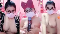 Sheila’s Naked Body Unleashed On Stage