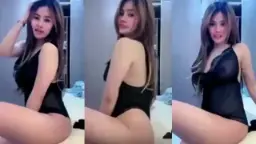 Uting Mamamia, Lingerie Tembus Pandang Yang Bikin Ngiler.