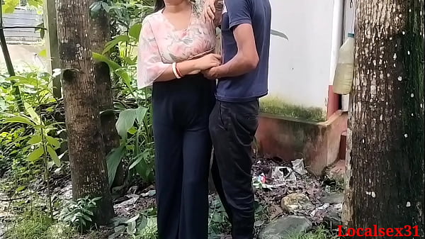 Desi Girlfriend Ki Outdoor Mein Chudai, Jab Koi Na Ho