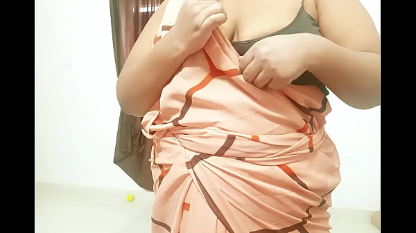 Desi Girl Flashes Her Stepdad In A Daring, Intimate Moment