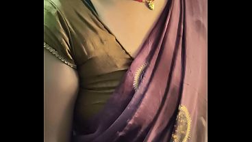 You Want A Hot Indian Housewife Who Knows How To Please.