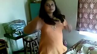 The Guy Licks His Chubby Gf’s Wet Cunt In Bf Video