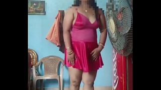 Indian Desi Stepmom Giving That Seductive, Horny Welcome