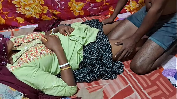 Mere Pati Ke Dost Ne Kamre Mein Akela Pakad Ke Meri Chudai Ki, Main Apni Garam Chut Ko Rok Nahi Payi