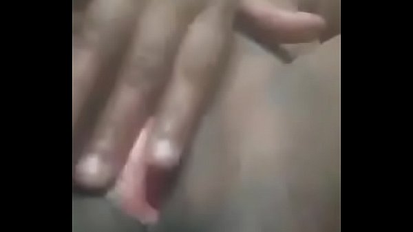 New Tamil Indian Babe Gets Wild With Her Fingers – Xvideos2